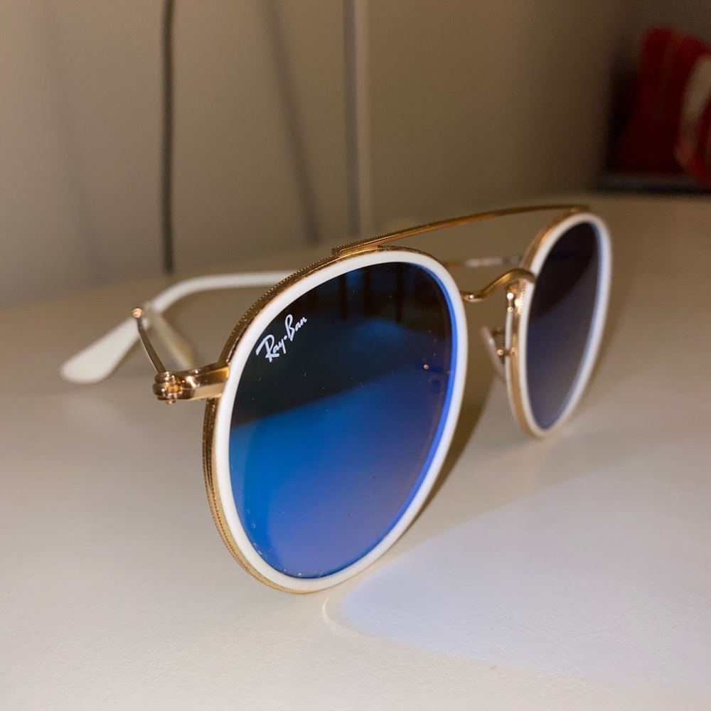Ray Ban around Double Bridge sunglasses.